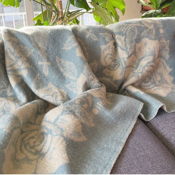 Golden Dawn Bedding Vintage Golden Dawn Blue Cream Floral 0 Wool